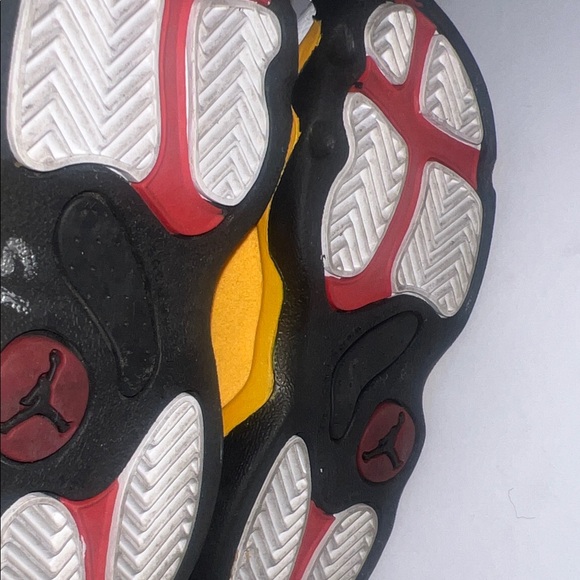 Jordan Kids Sneakers in White and Yellow - Picture 7 of 11